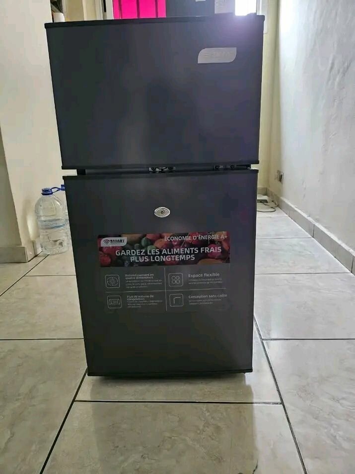 Mini Réfrigérateur Intégré Beko - Noir