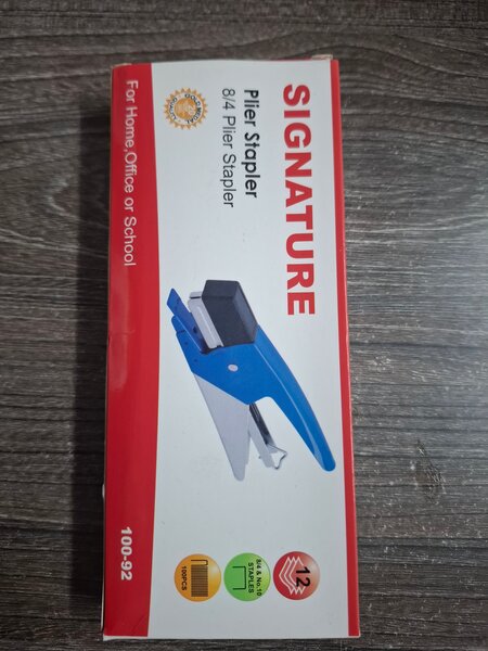 Pince Signature - agrafes 8/4