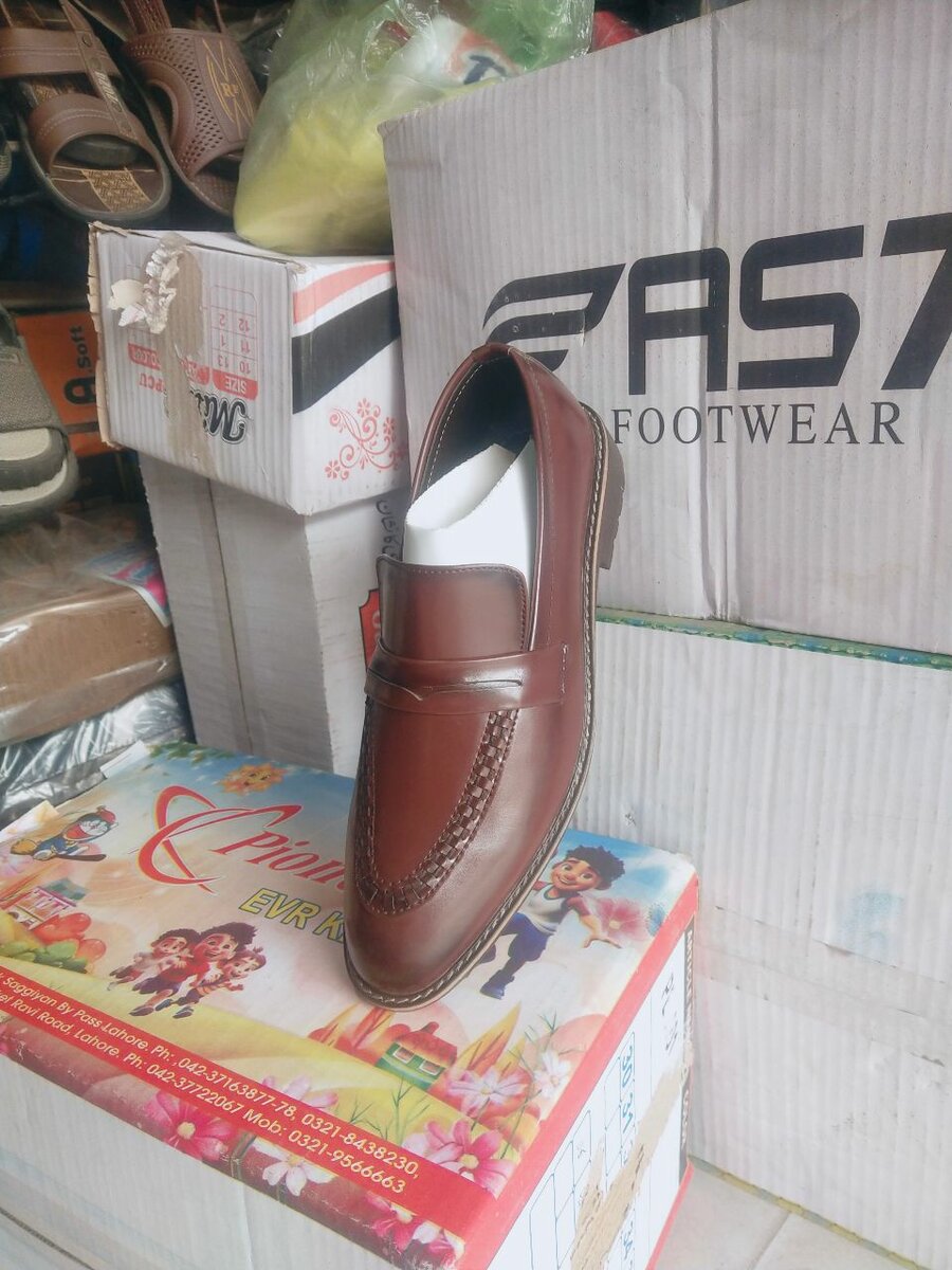 Dress shoes