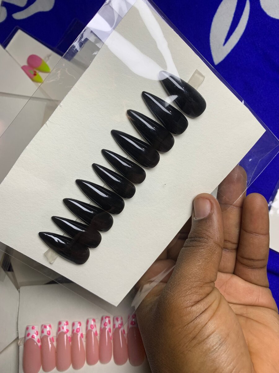 Faux ongles pour femmes, 24 pièces