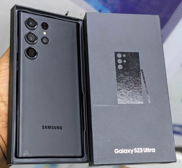 Galaxy S23 Ultra 256go/12go