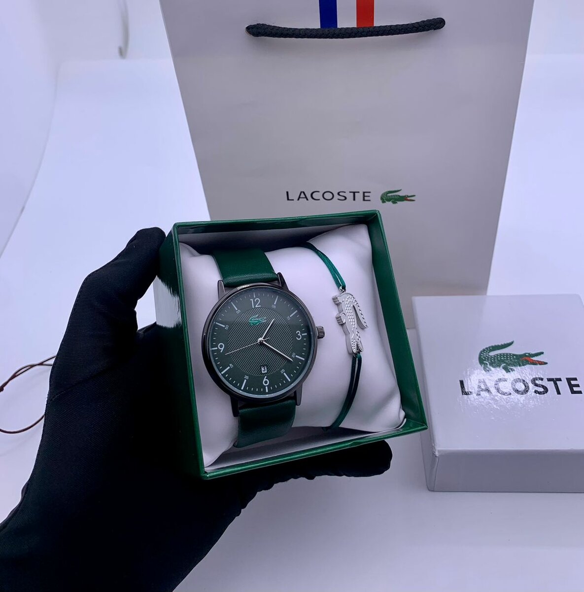 Montre Lacoste avec bracelet