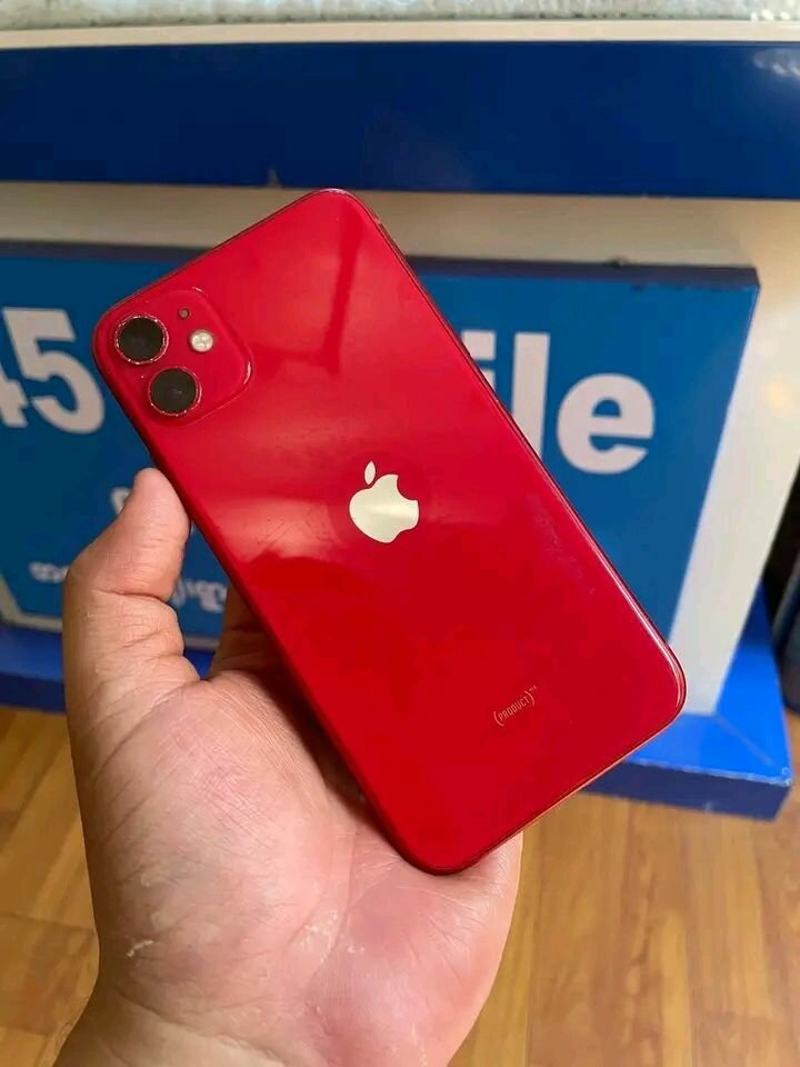 iPhone 11
