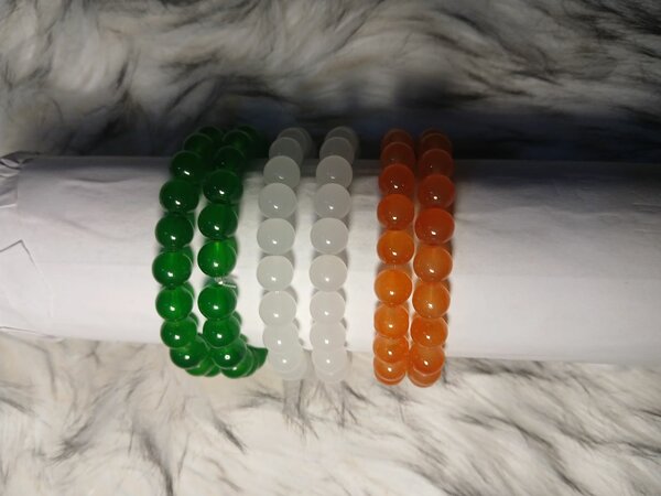 Bracelets en perles colorées