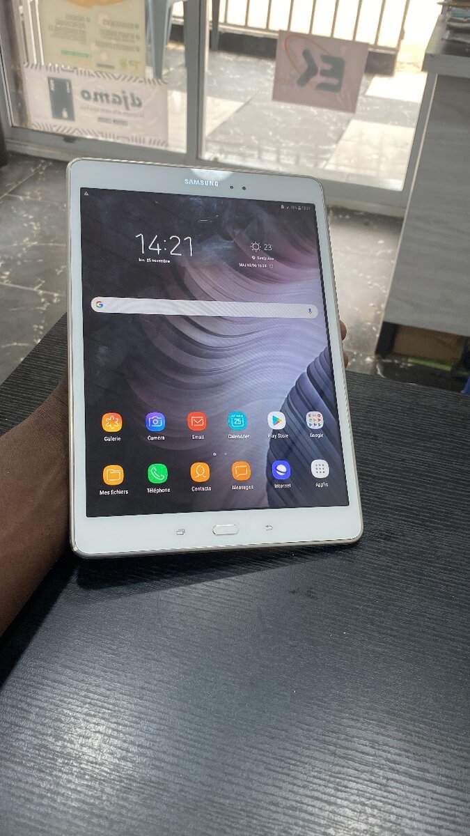 Tablette Samsung 9,8 pouces