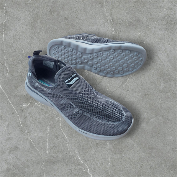 Sketchers Sneaker Sz 41