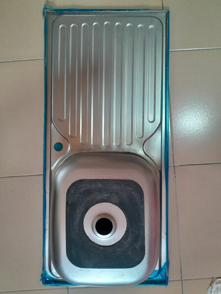 Kitchen sink