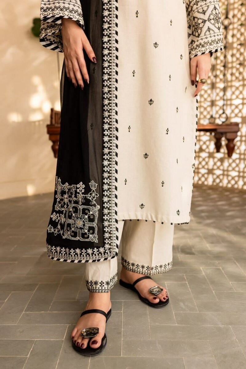 Cotton Embroidered 3pcs suit