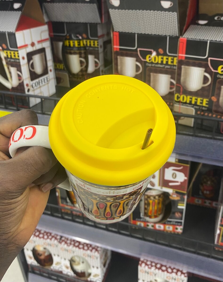 Mug à café avec couvercle