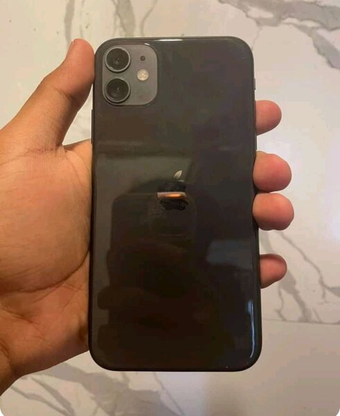 iPhone 11