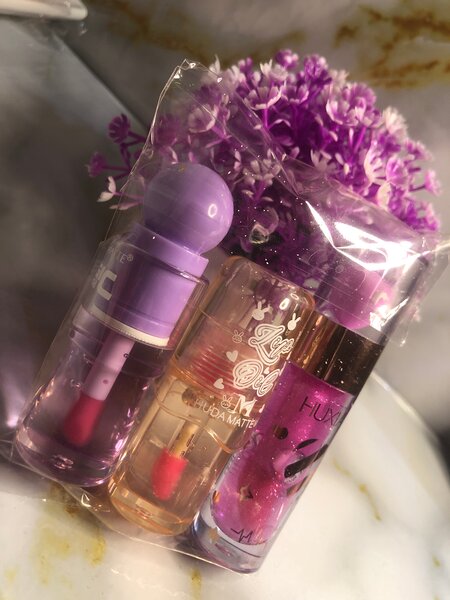 Ensemble de brillants à lèvres