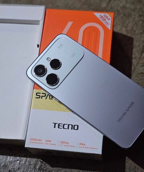 Tecno Spark 6200mAh