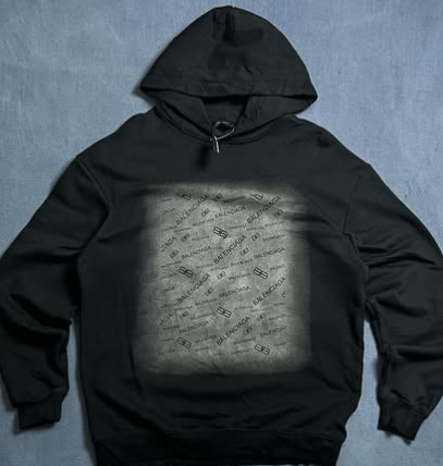 New 𝐁𝐚𝐥𝐞𝐧𝐜𝐢𝐚𝐠𝐚 Paris Hoodie with Tags size: M