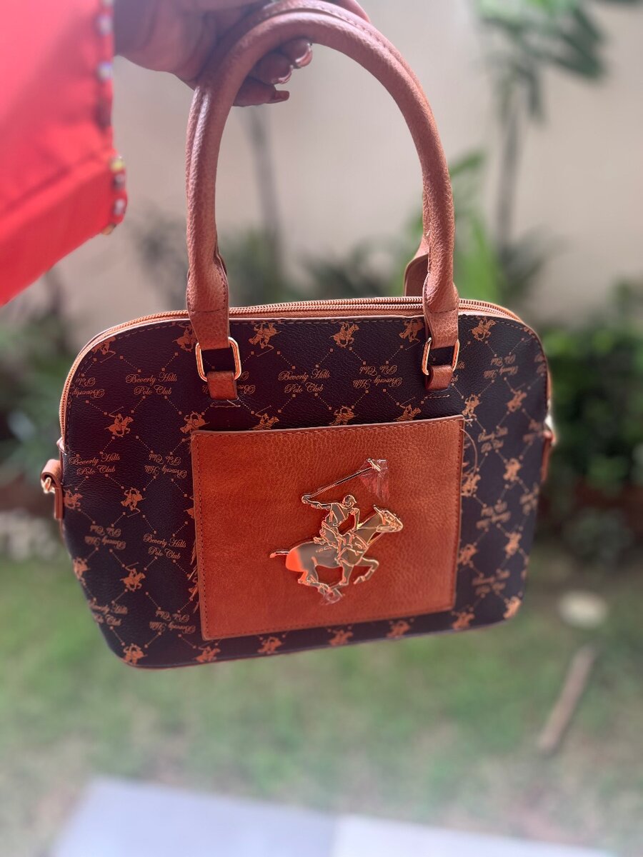 Sac à main élégant en cuir