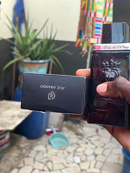 Parfum Monark Édition Limitée