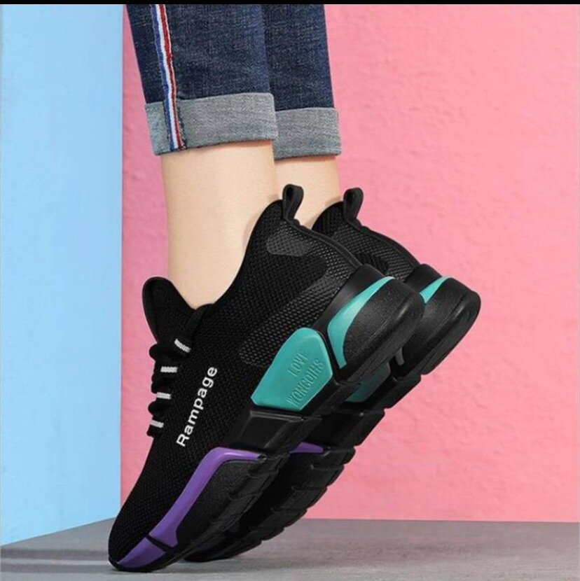 Ladies sports shoes