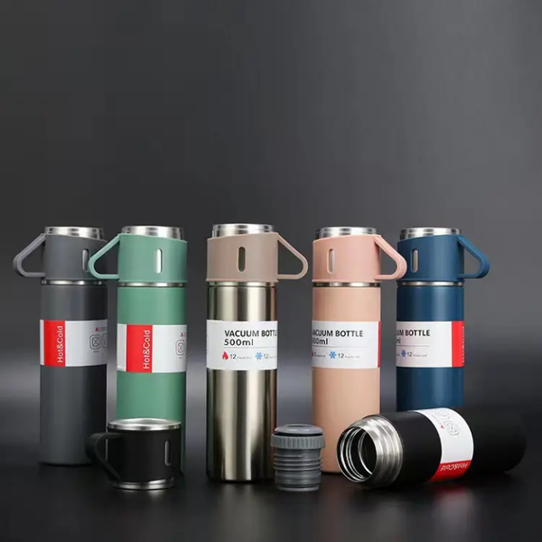 Thermos avec 3 tasses