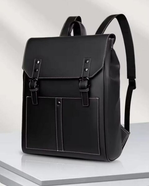 Sac à dos élégant en cuir