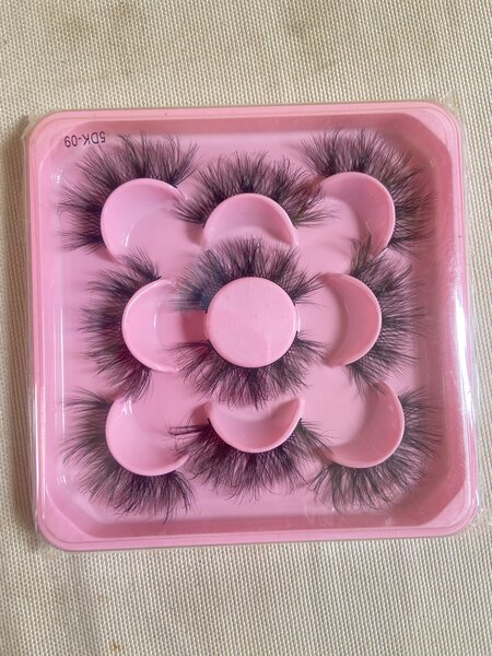 Faux cils réutilisables