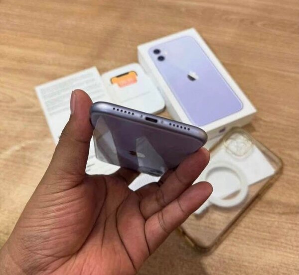 iPhone 11 Violet Neuf