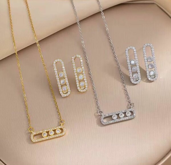 Parure Collier et Boucles d'Oreilles