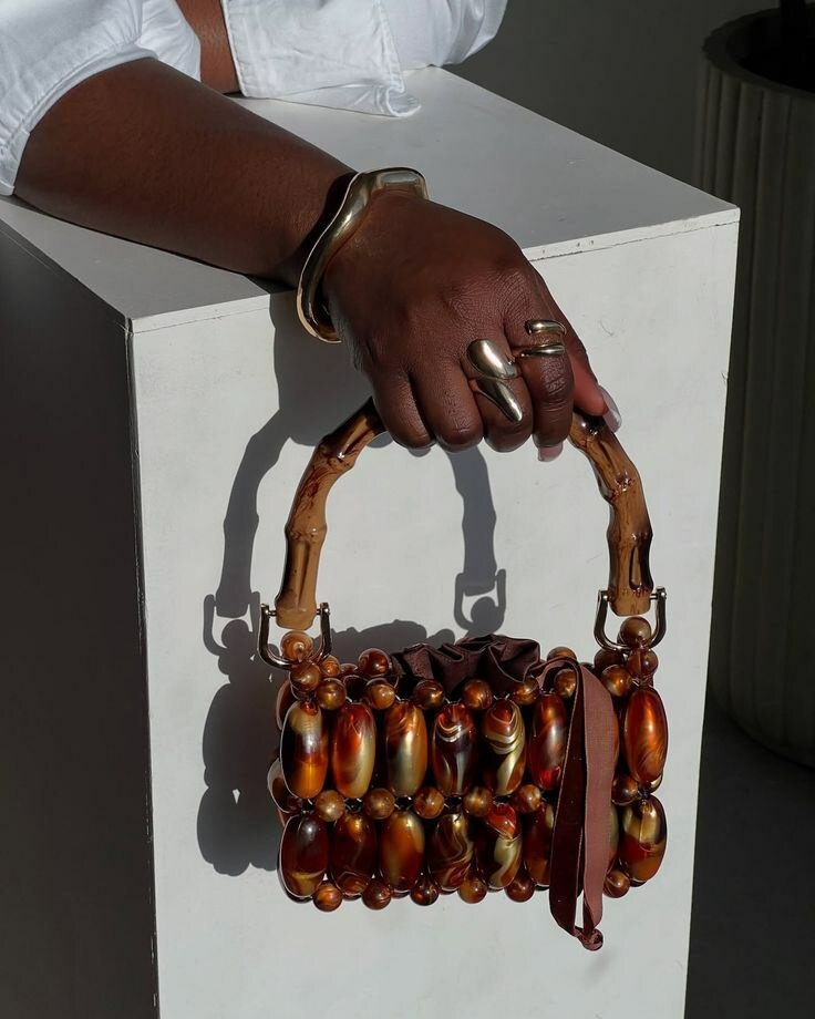 Sac à main artisanal perlé