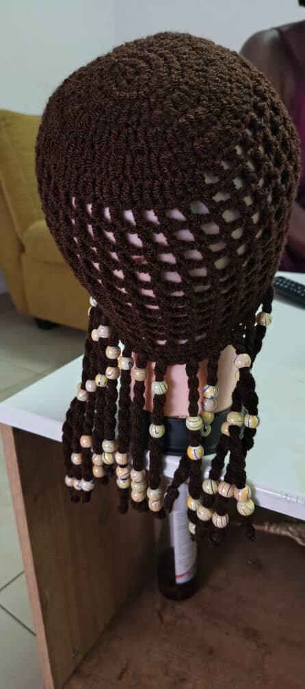 Bonnet crochet perlé pour femmes