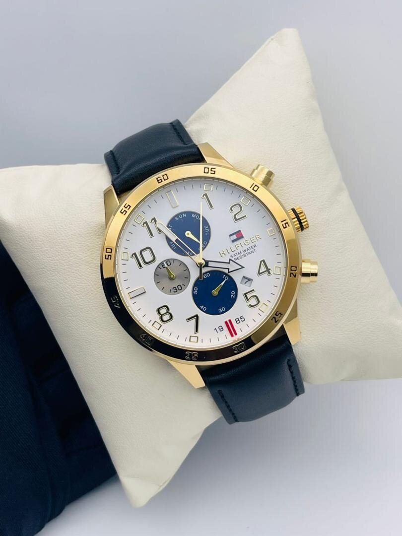 Montres élégantes en cuir