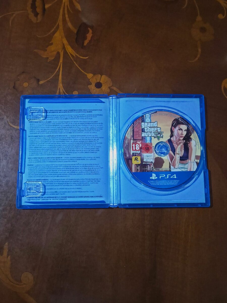 CD GTA 5 PS4
