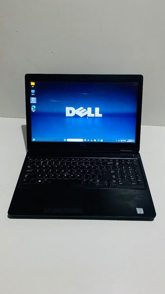 Laptop Dell latitude 5590.