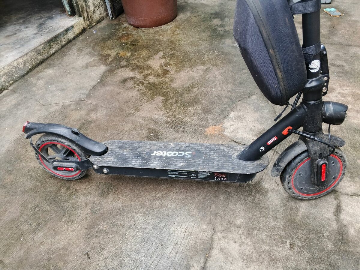 Trottinette électrique pliable