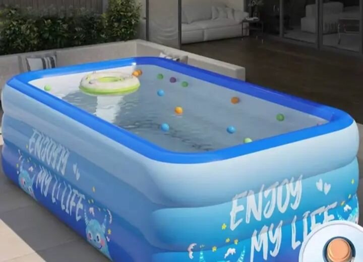 Piscine gonflable familiale