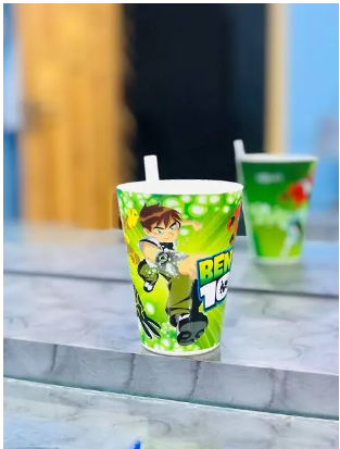 Beautiful built in plastic straw attached glass / juice glass with straw glass for kids