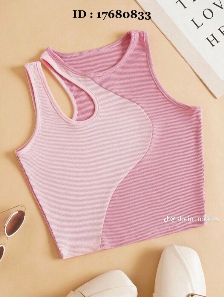 Tops courts élégants