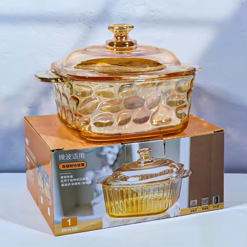 Cocotte en verre avec couvercle