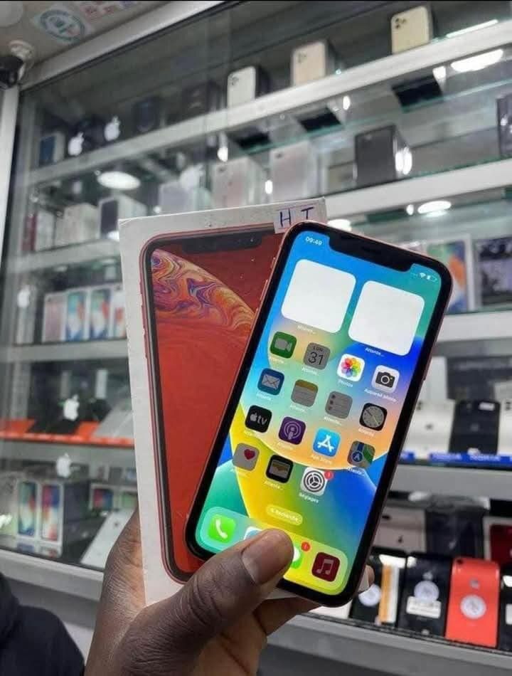 iPhone XR Rouge Débloqué