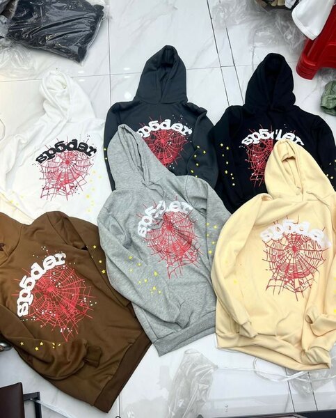 PULL OVER À CAPUCHE