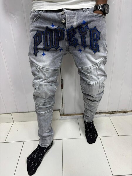 Jean délavé avec logo