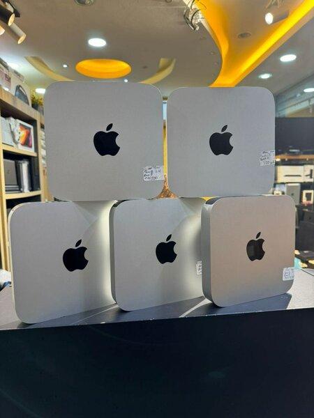 2014 Mac mini  1) processor intel core i5  Ram 8GB DRIVE 1TB