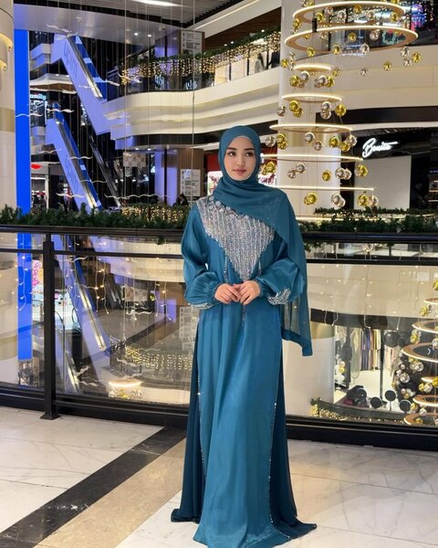 Вечерняя платья с бисирами, ручная работа