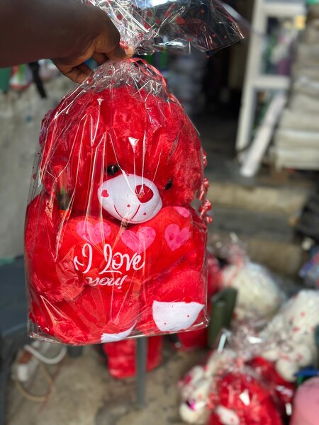 Ours en peluche rouge Saint-Valentin 'I love you'