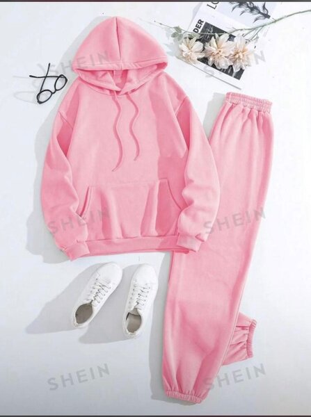 Ensemble de survêtement rose