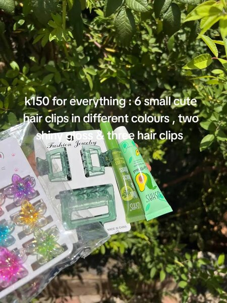 Accessories and lip gloss