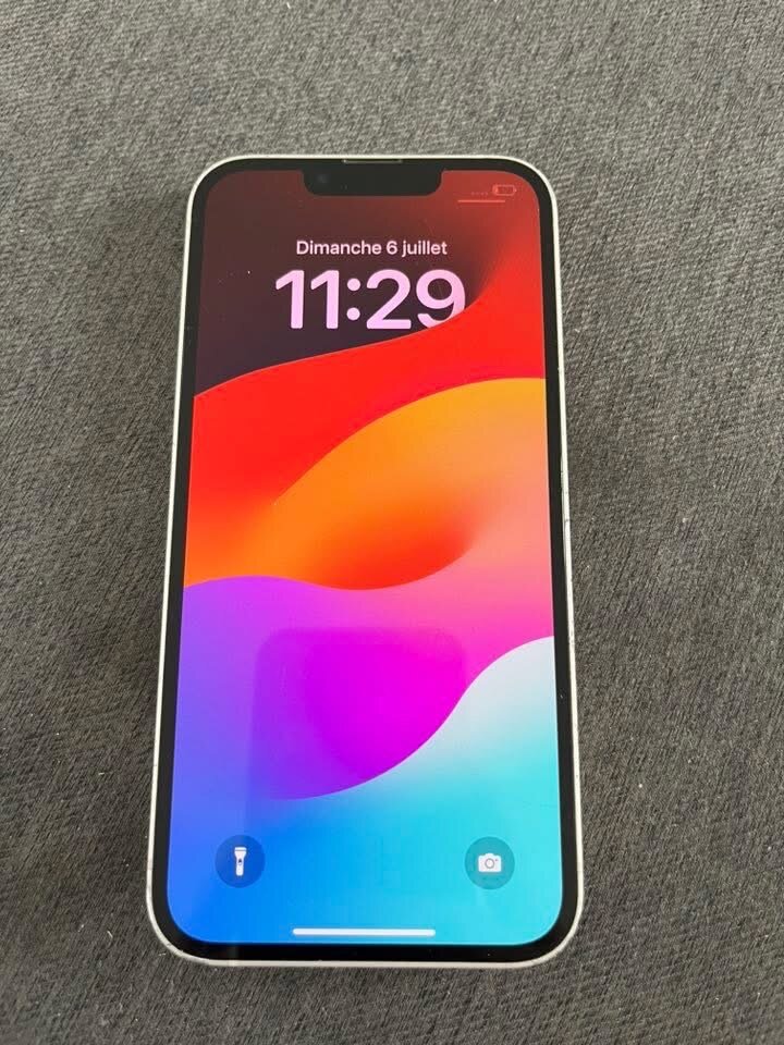 iPhone 13 128gb avec carton
