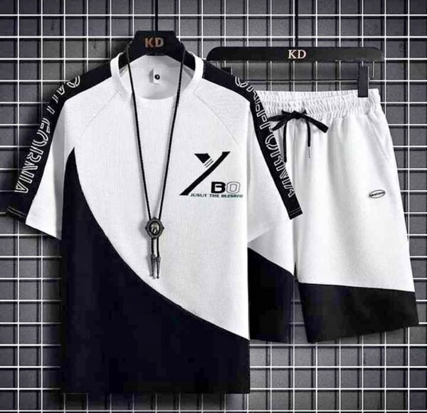 Ensemble de sport moderne