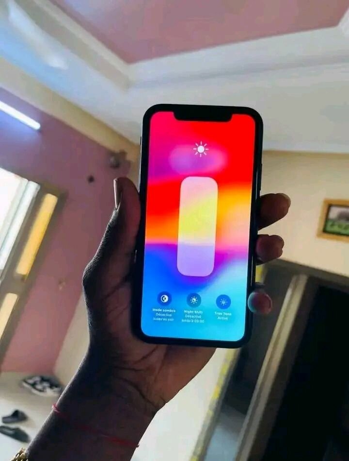 iPhone XR 64 Go Noir Neuf