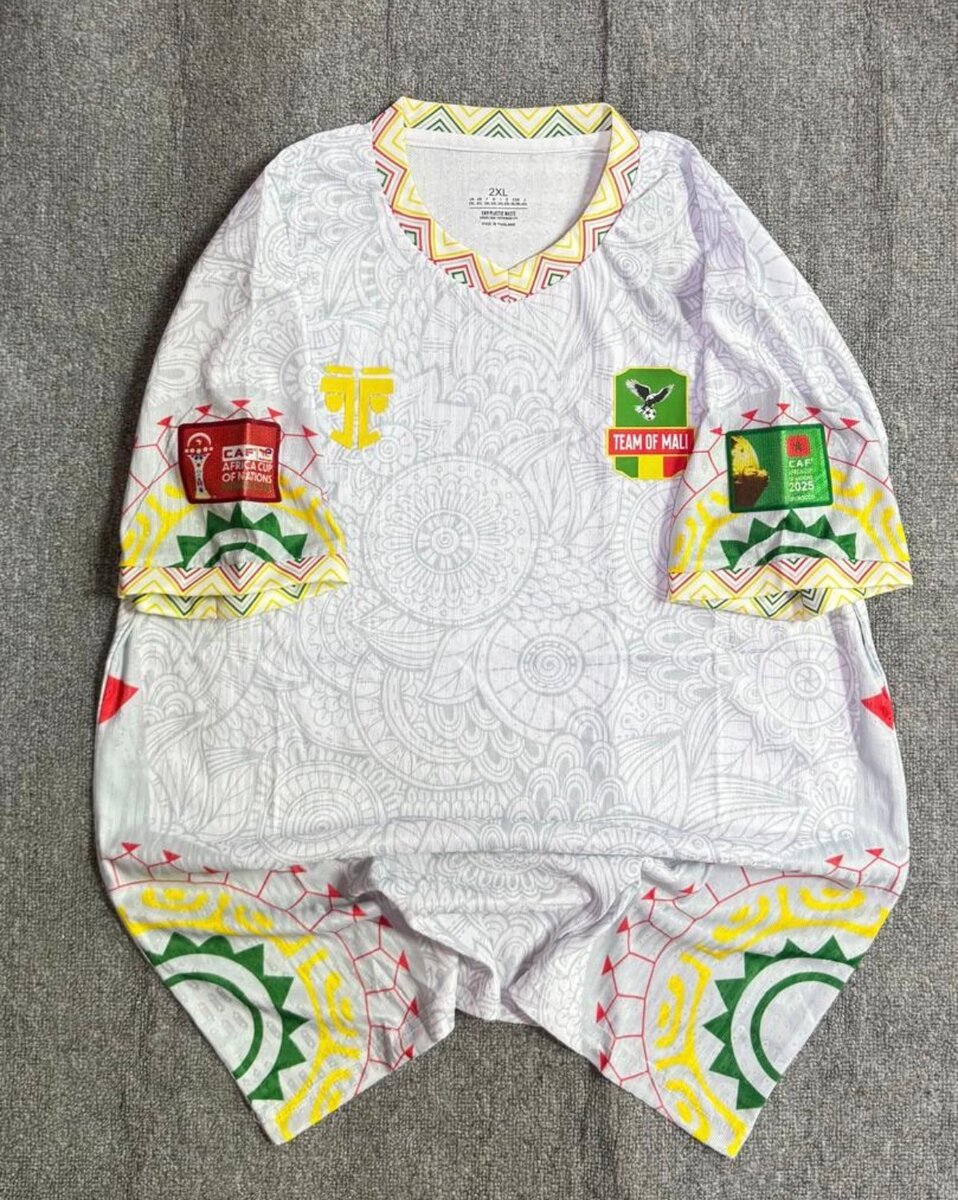 Maillots de football colorés