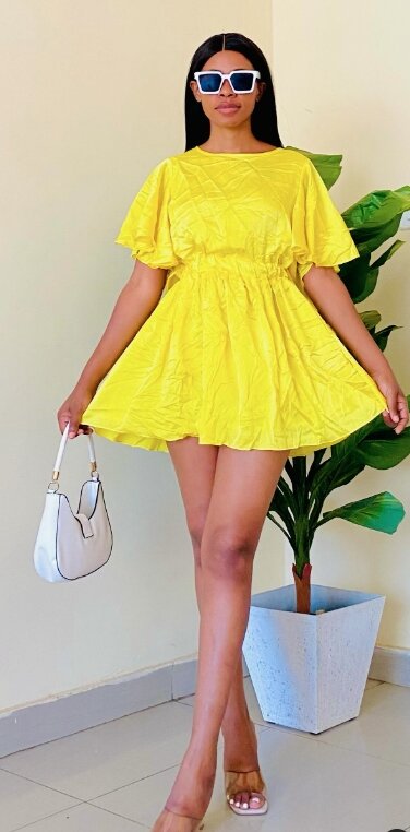 Elegant yellow dress s/m