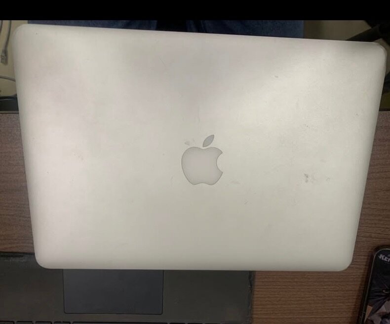Apple MacBook Pro 13"