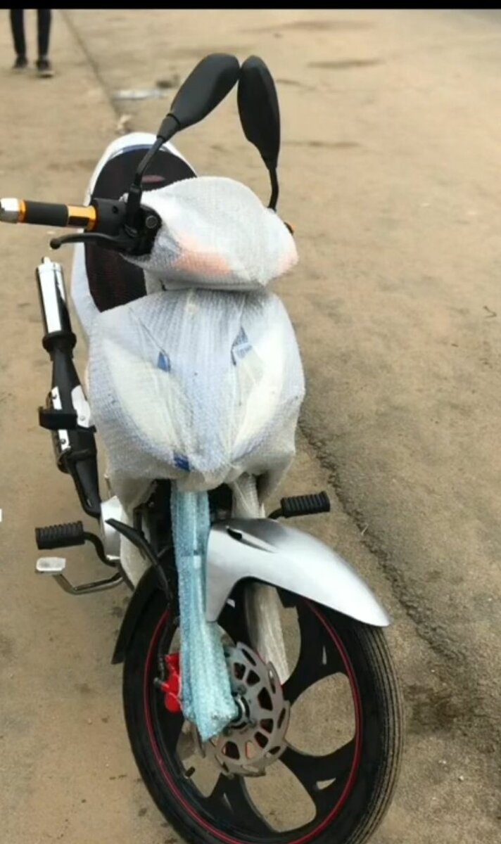 Moto neuve 125cc économique
